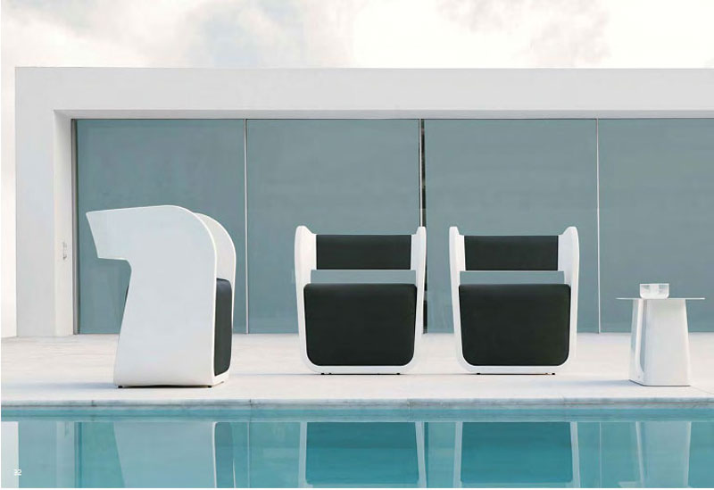 Alma armchair