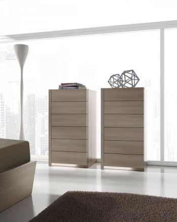 YES Tall chest of drawers