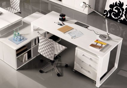 Quadro Desk 02