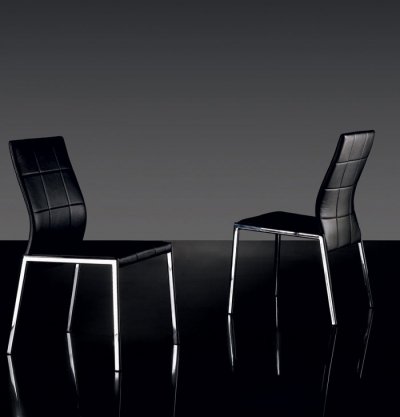RHO dining chair