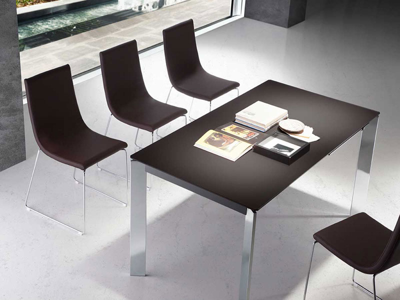 Link Extendable Dining Table