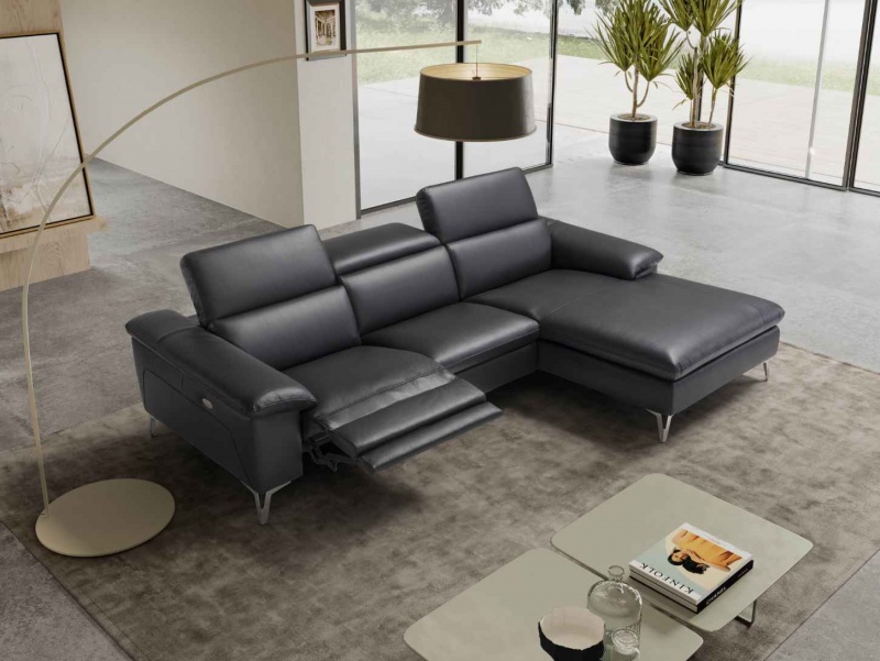Martine Sofa with Chaise