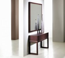 Bora mirror and table