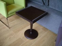 Tray sidetable