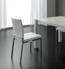 LB2 dining chair