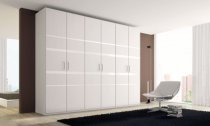 Store wardrobe 09