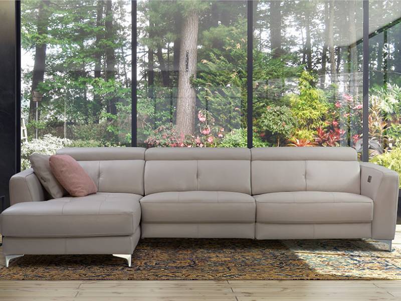 Dante Sofa with Chaise
