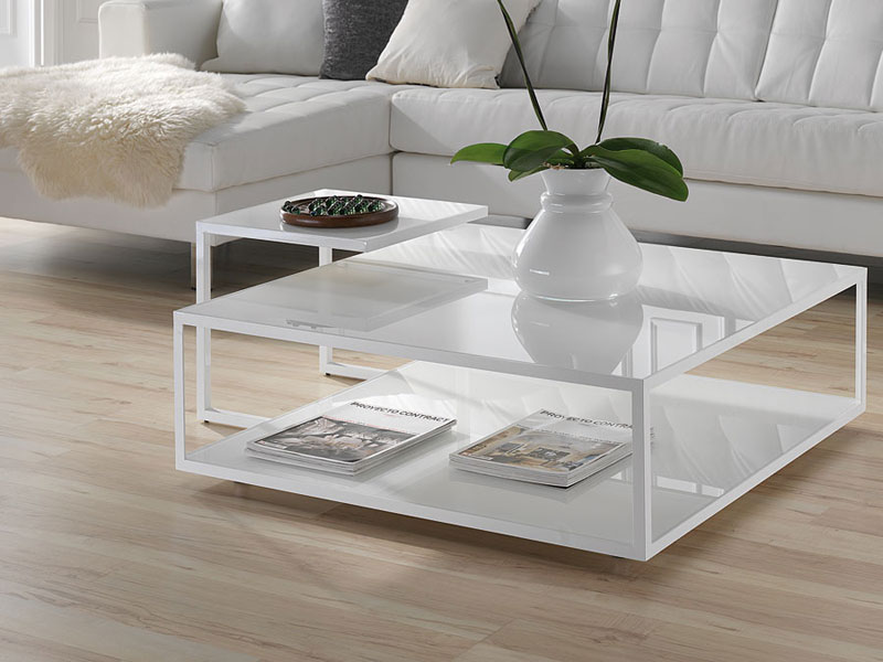 Life coffee table