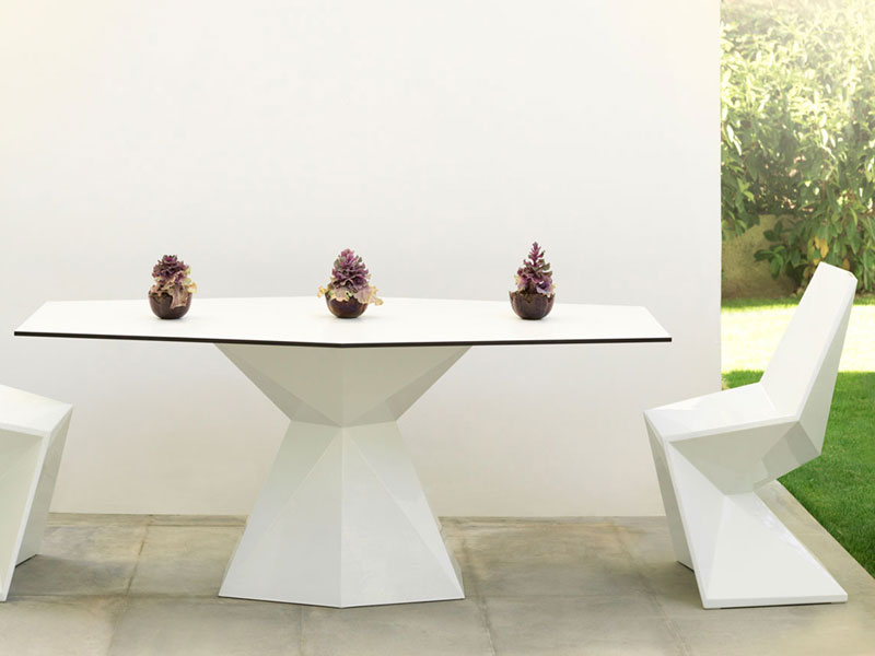 Vertex Chair