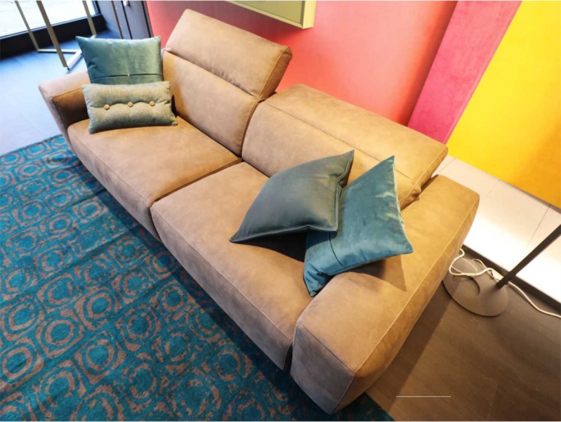 Beverley Ex-Display Sofa Set
