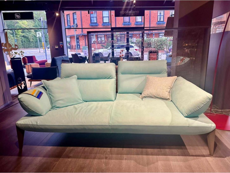 Caveoso Ex-Display Sofa