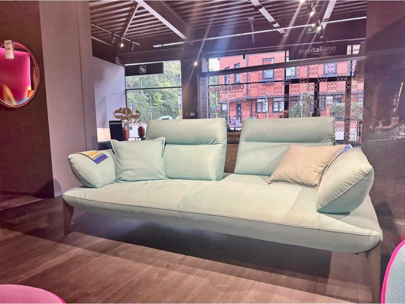 Caveoso Ex-Display Sofa
