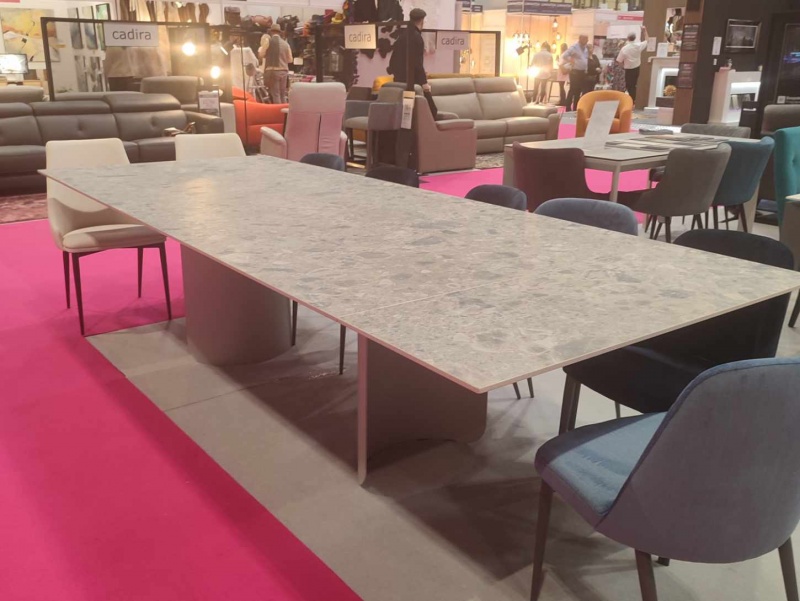 Loop Dining Table Ex-display