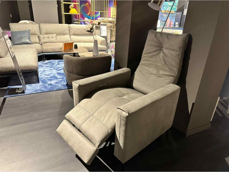 Sugar Electric Recliner Armchair Ex-Display