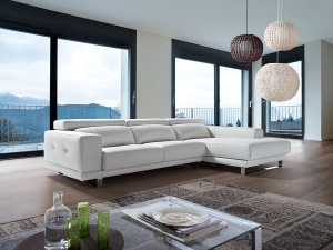 Ronda sofa with chaise