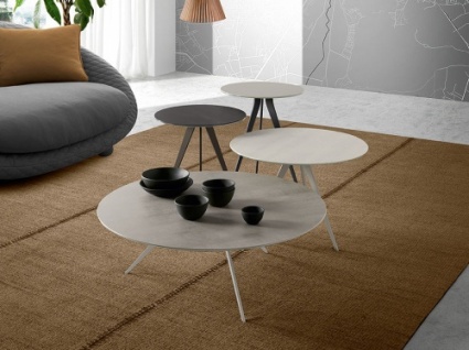 Trendy ceramic round coffee table