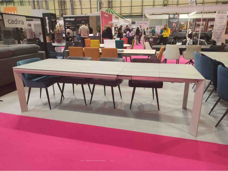 Urban Dining Table Ex-display