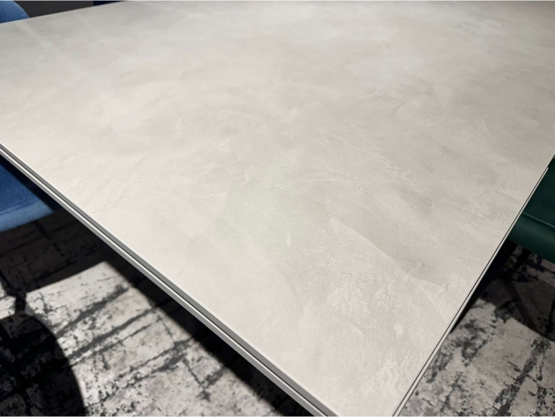 Victoria Dining Table Ex-Display
